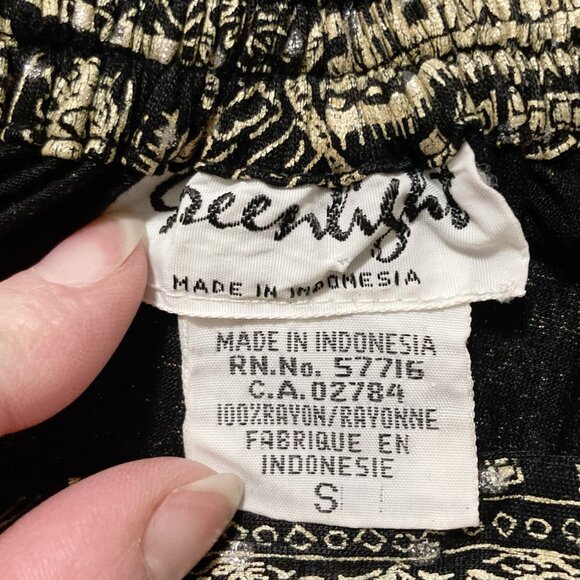 GREENLIGHT Vintage black gold geometric nature print full skirt ~ SMALL MEDIUM - Picture 2 of 11